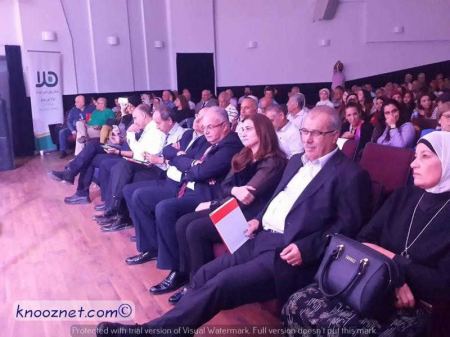 الطيبة : الفنان المسرحي "اياد شيتي" يبدع " خلال مهرجان التراث والفلكلور الفلسطيني 